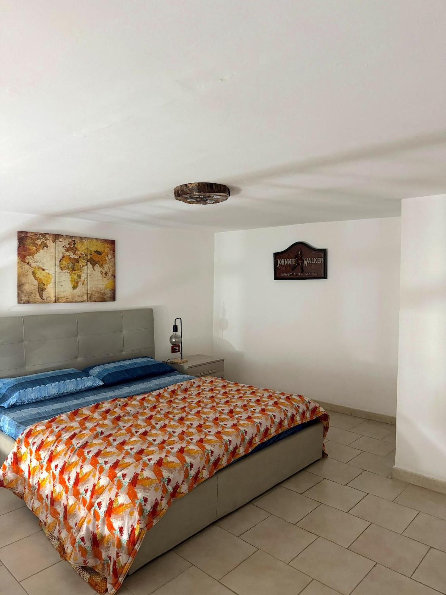 Apartamento Frizzi & Lazzi House Nápoles Exterior foto